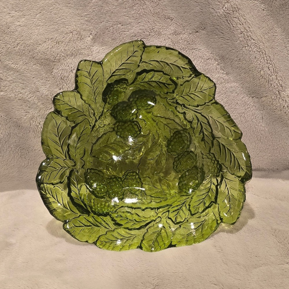 Vintage Indiana Avocado Green Loganberry Glass Bowl Embossed Decorative Dish